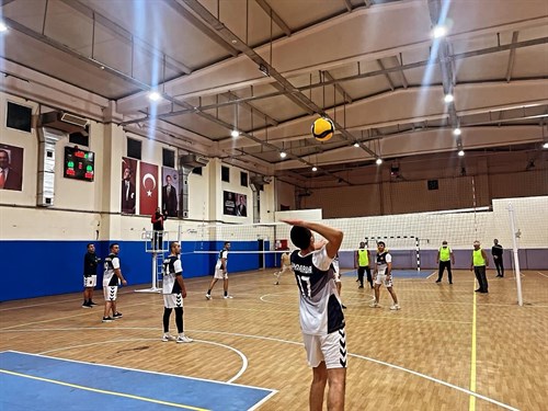 Kaymakamlık Kupası Voleybol Turnuvası başladı!